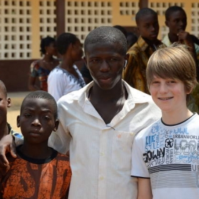 Enfants des quartiers Adamavo et Baguida