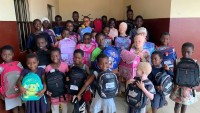 Remise des fournitures scolaires, merci parrains et marraines pour votre précieux soutien